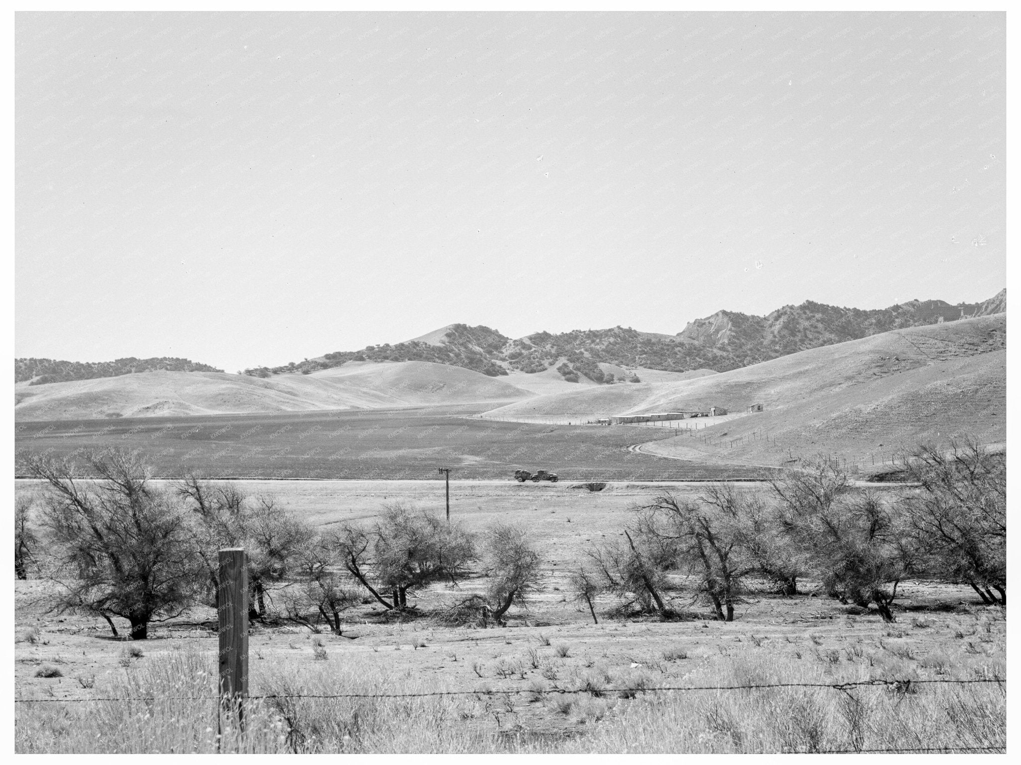 Heavy Truck on U.S. Route 99 Tehachapi Mountains 1939 - Available at KNOWOL