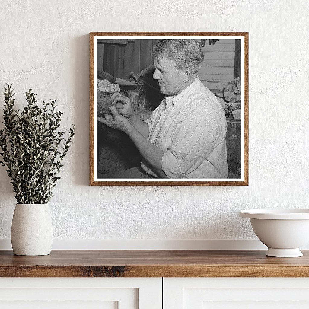 Homer Tate Creating Papier Mache Head Safford Arizona 1940 - Available at KNOWOL