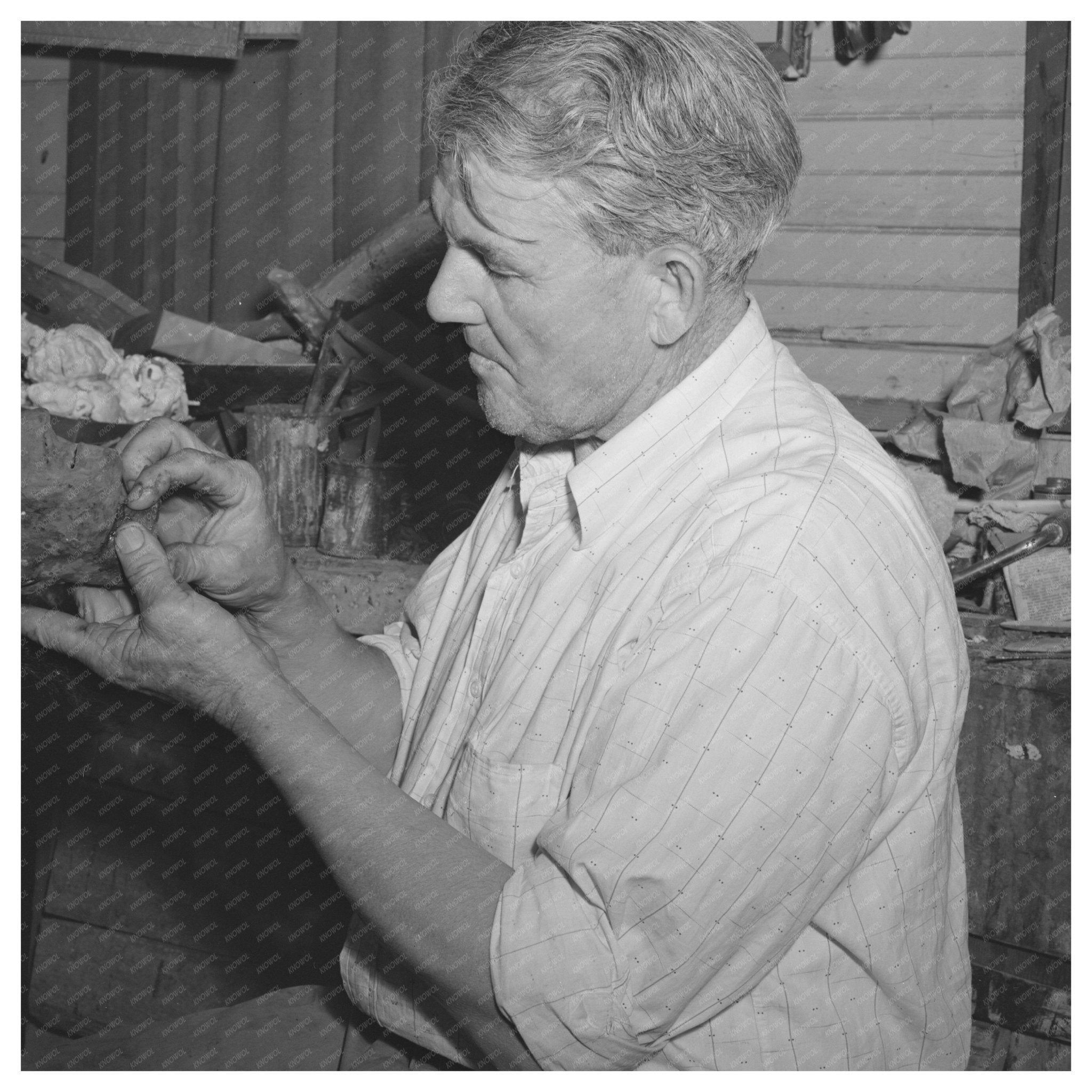 Homer Tate Creating Papier Mache Head Safford Arizona 1940 - Available at KNOWOL