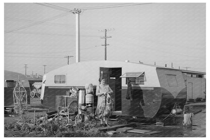 Housekeeping at Sunset Trailer Camp San Diego December 1944 - Available at KNOWOL