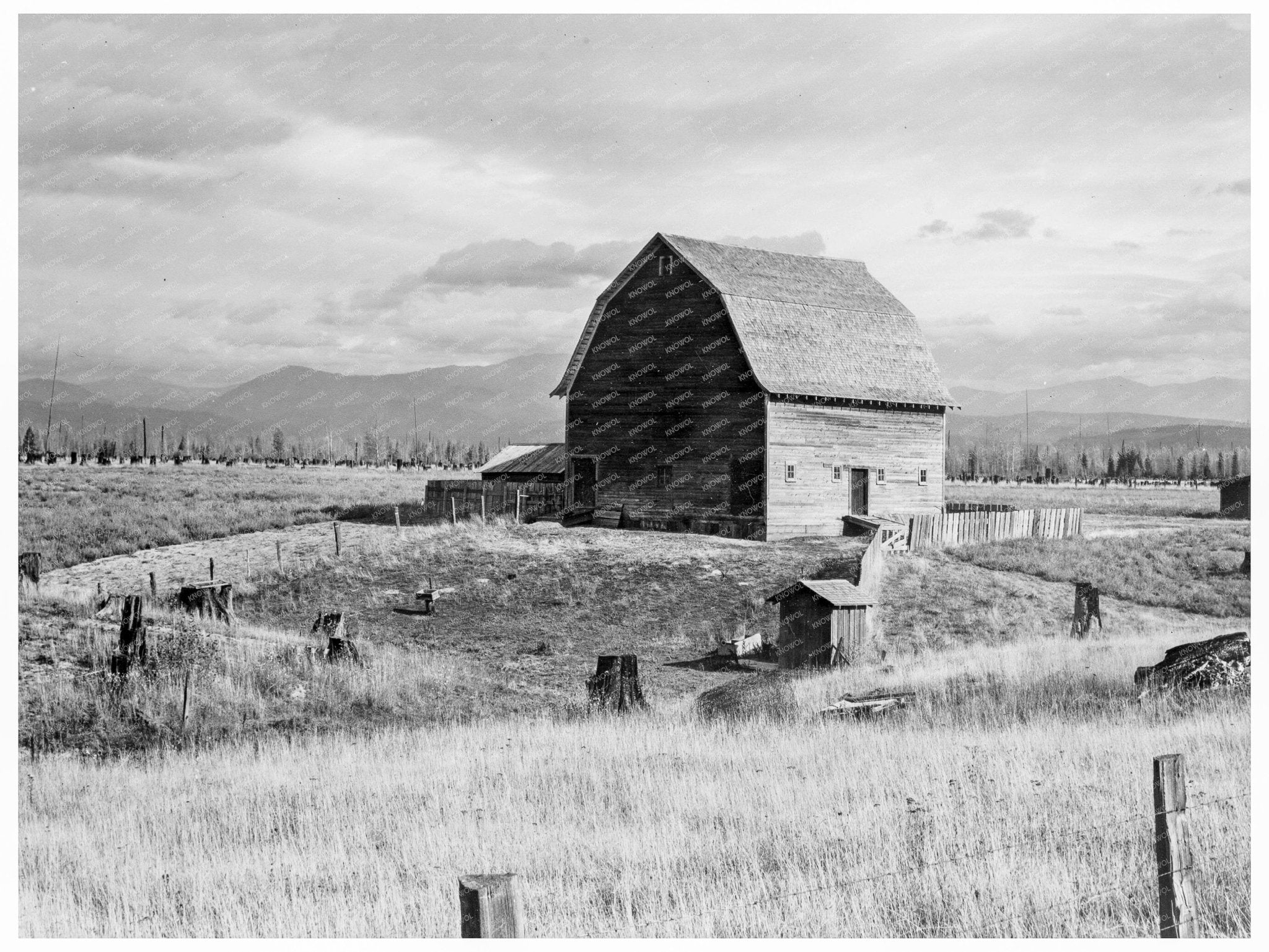 Idaho Type Barn Boundary County Farm October 1939 - Available at KNOWOL