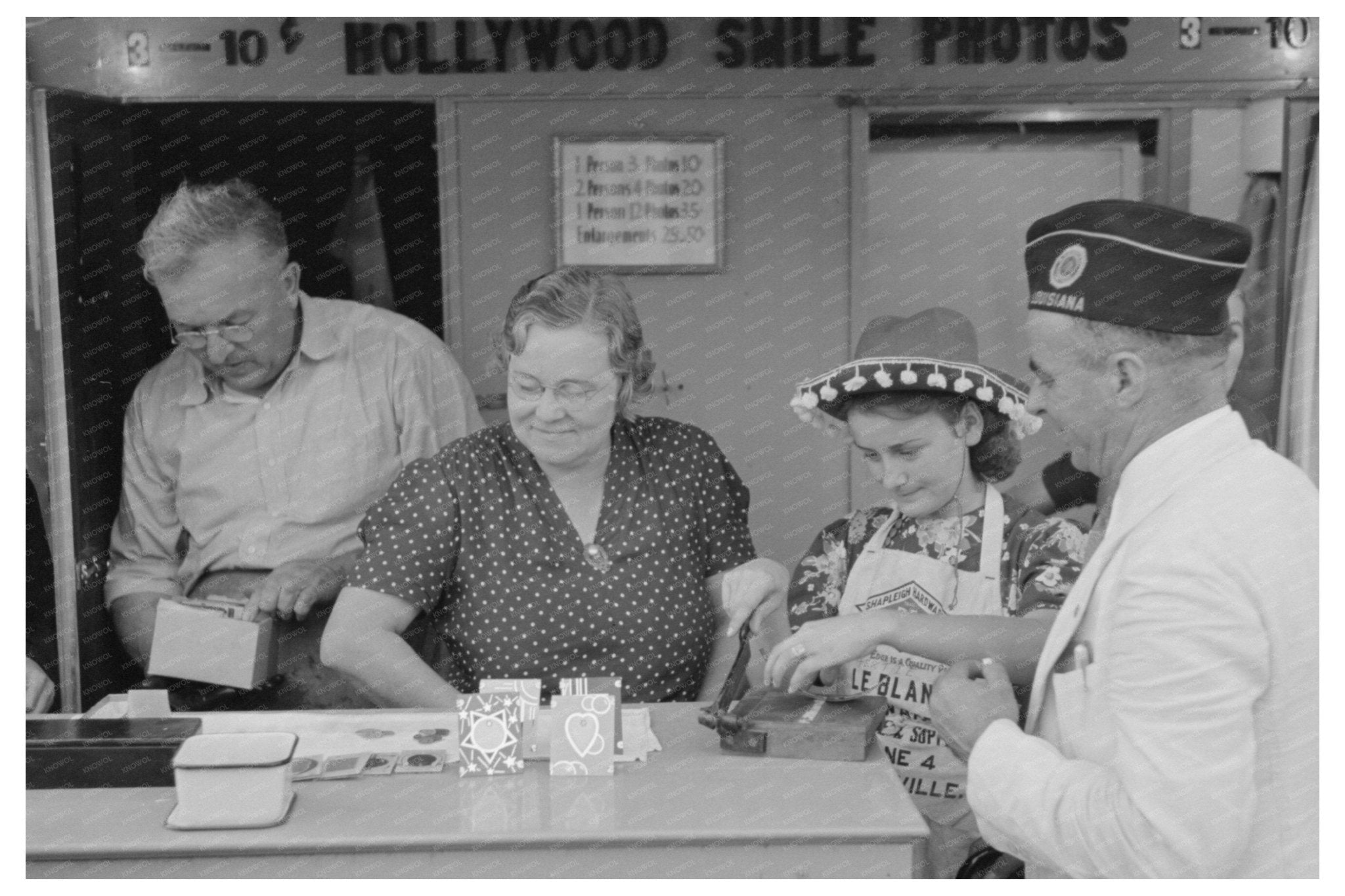 Itinerant Photographers Stand at Louisiana State Fair 1938 - Available at KNOWOL