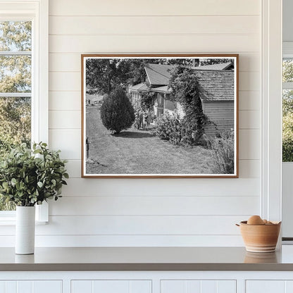 Jacob N. Schrock Family on Farm in Yakima Valley 1939 - Available at KNOWOL