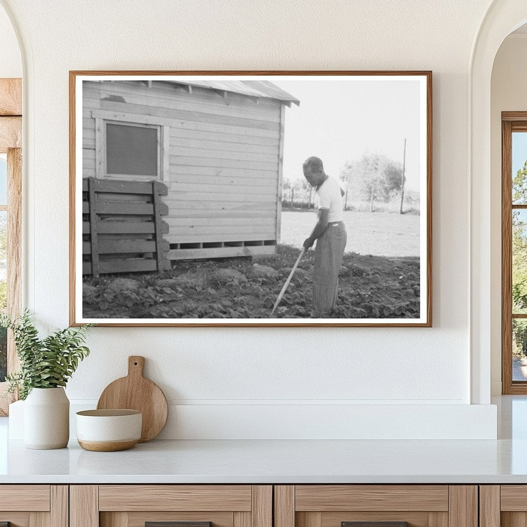 Japanese - American Farm Laborer Malheur County Oregon 1942 - Available at KNOWOL