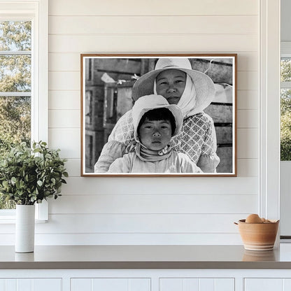 Japanese Mother and Daughter Farming Guadalupe 1937 - Available at KNOWOL