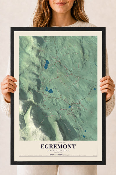 Egremont, Massachusetts map print - 18 x 24 black Ayous wood frame