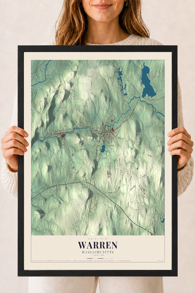 Warren, Massachusetts map print - 18 x 24 black Ayous wood frame