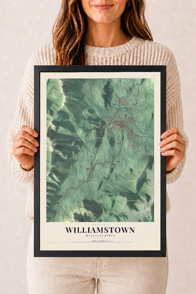 Williamstown, Massachusetts map print - 12 x 18 black Ayous wood frame