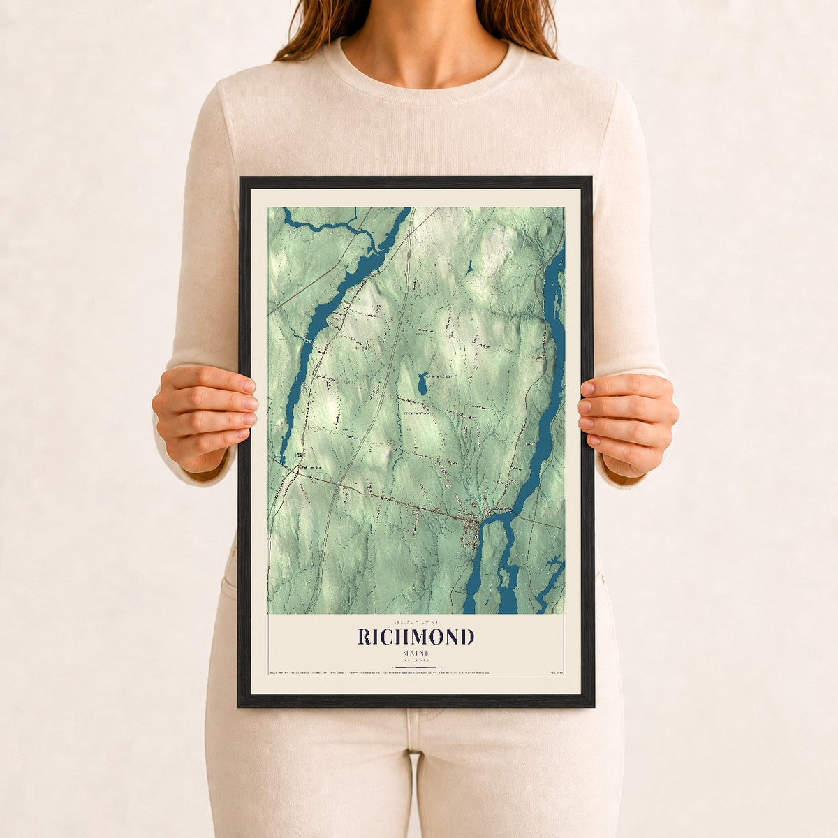 Richmond, Maine map print - 12 x 18 black Ayous wood frame
