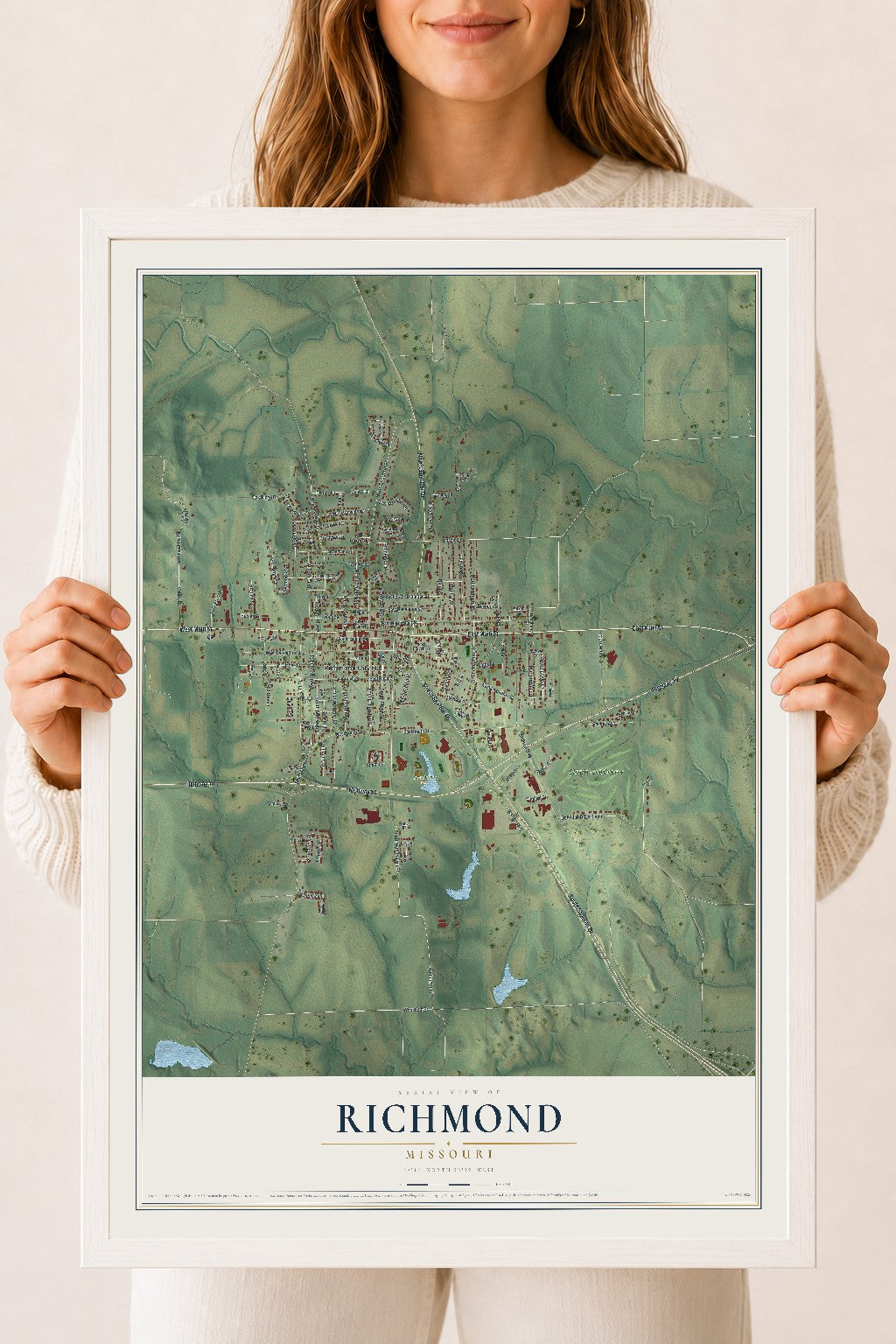 Map of Richmond, Missouri, 18 x 24 inch print in a white wood frame