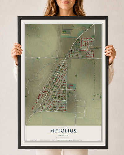 Map of Metolius, Oregon, 24 x 36 inch print in a black wood frame