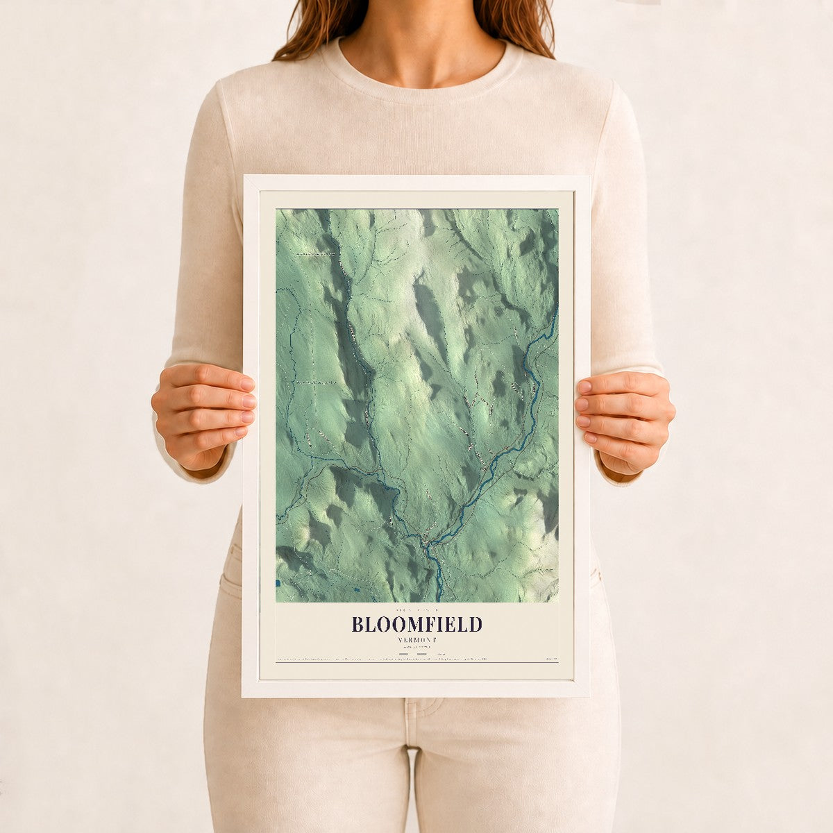 Bloomfield, Vermont map print - 12 x 18 white Ayous wood frame