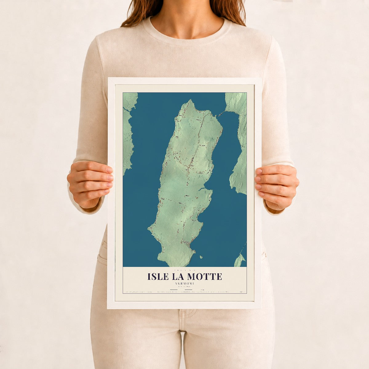 Isle La Motte, Vermont map print - 12 x 18 white Ayous wood frame