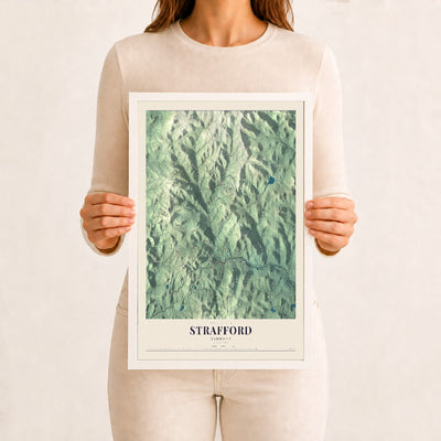 Strafford, Vermont map print - 12 x 18 white Ayous wood frame