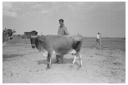 Lake Dick Arkansas Cow Farmer Vintage Photo 1938 - Available at KNOWOL