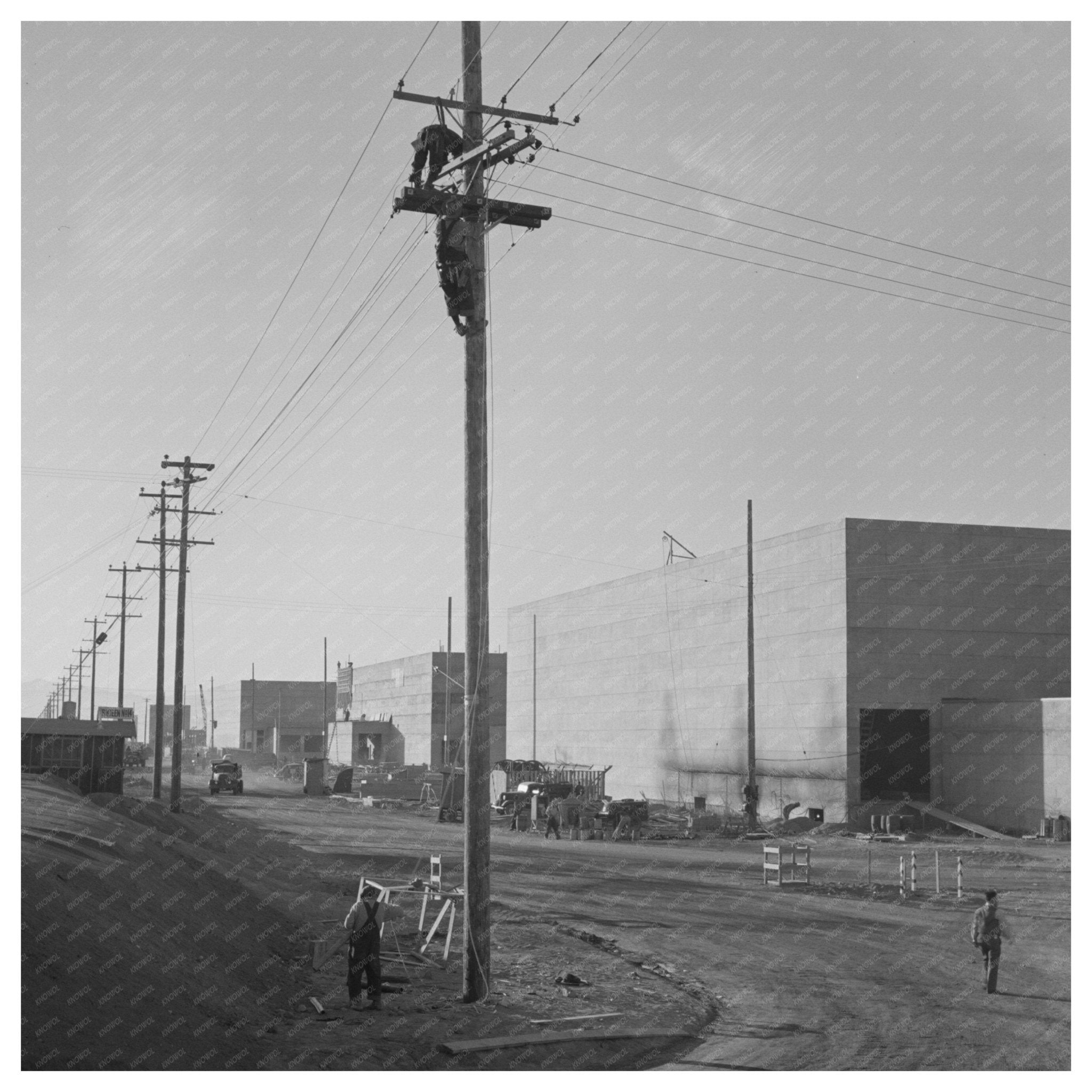 Las Vegas 1942 Basic Magnesium plant construction image - Available at KNOWOL