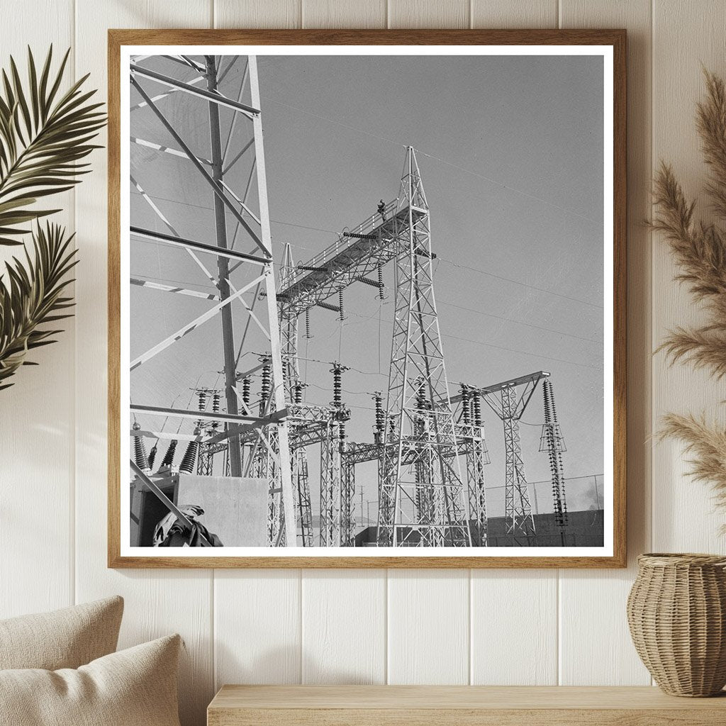 Las Vegas Power Transmission Towers and Transformers 1944 - Available at KNOWOL