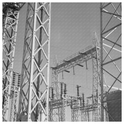 Las Vegas transmission towers powering wartime industry - Available at KNOWOL