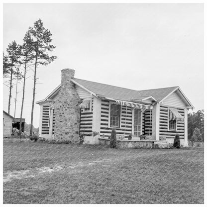 Log Bungalow Near Gordonton North Carolina 1939 - Available at KNOWOL