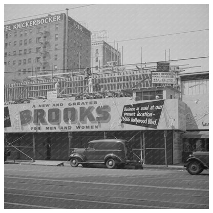 Los Angeles Street Scene April 1942 Urban Life Photo - Available at KNOWOL