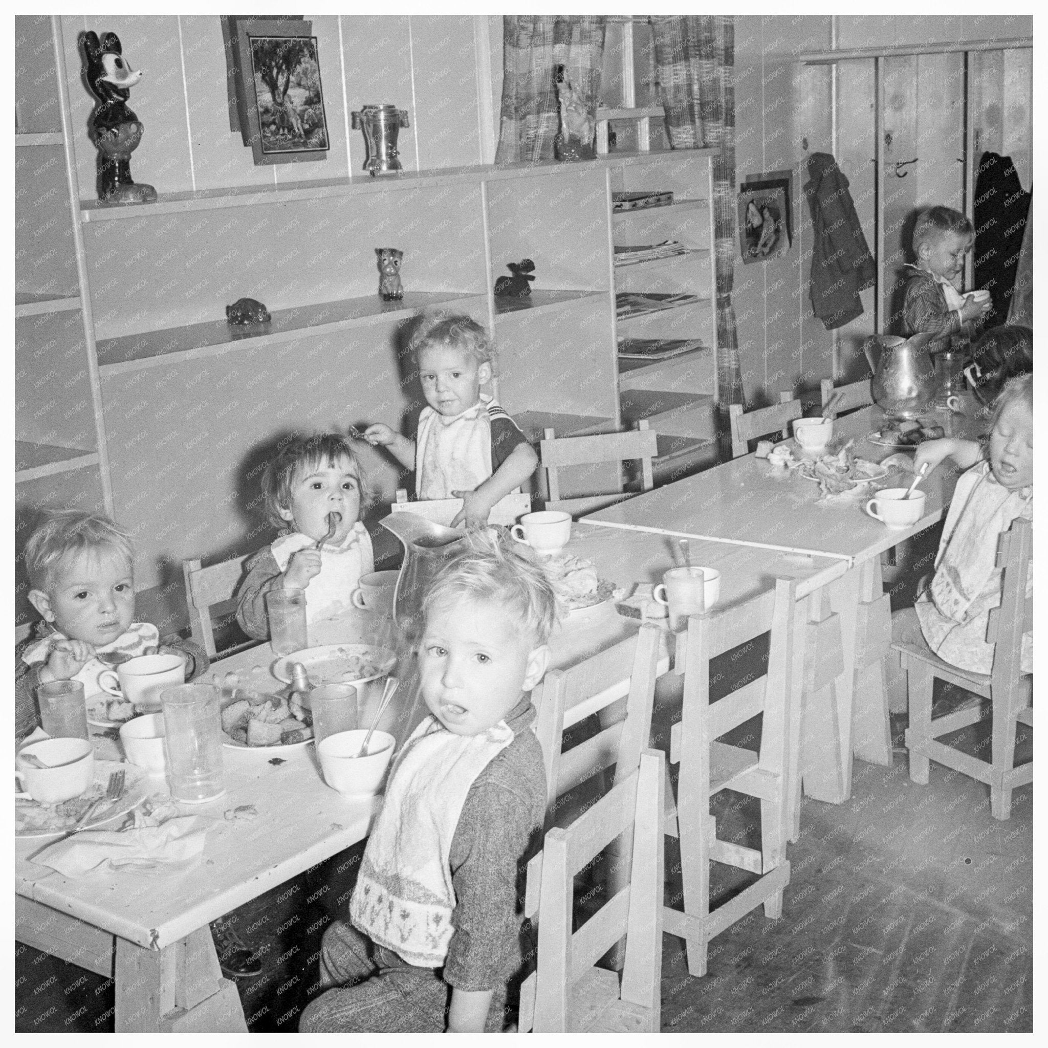 Lunchtime at Shafter Camp Nursery School 1939 - Available at KNOWOL