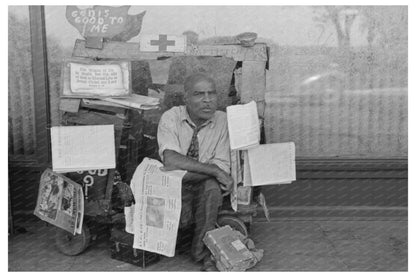 Memphis Newsstand Scene September 1938 FSA/OWI Collection - Available at KNOWOL