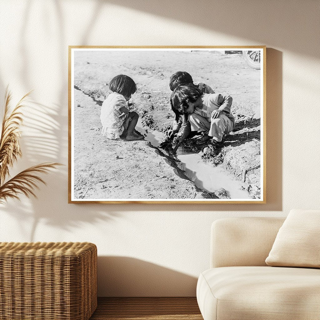 Mexican Children Playing in Cotton Camp 1936 - Available at KNOWOL