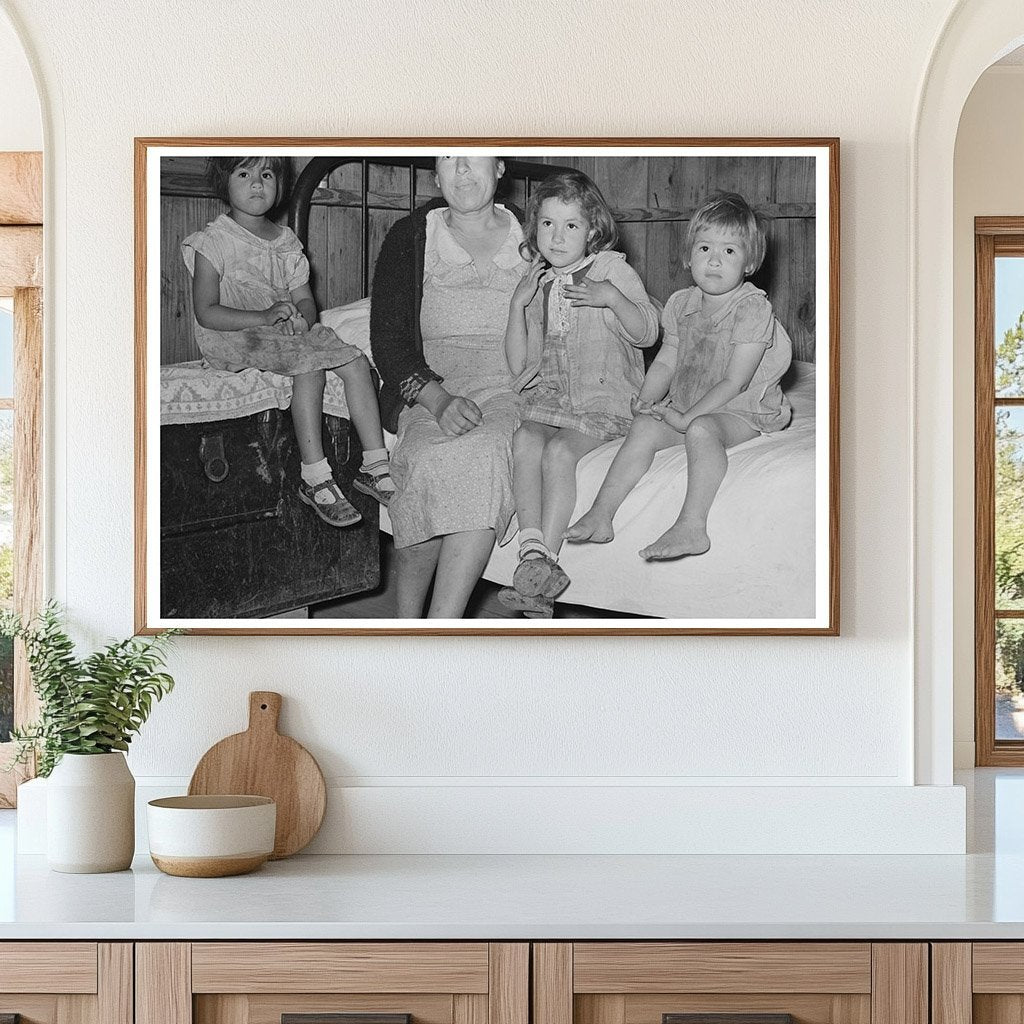 Mexican Mother and Children in Crystal City Texas 1939 - Available at KNOWOL