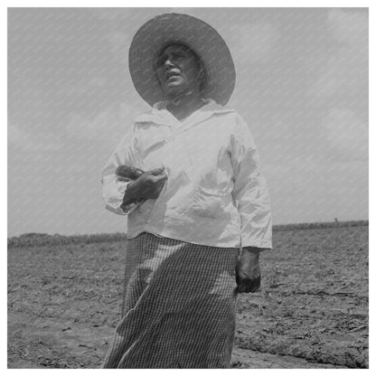 Mexican Sharecroppers Wife Bryan Texas June 1938 - Available at KNOWOL