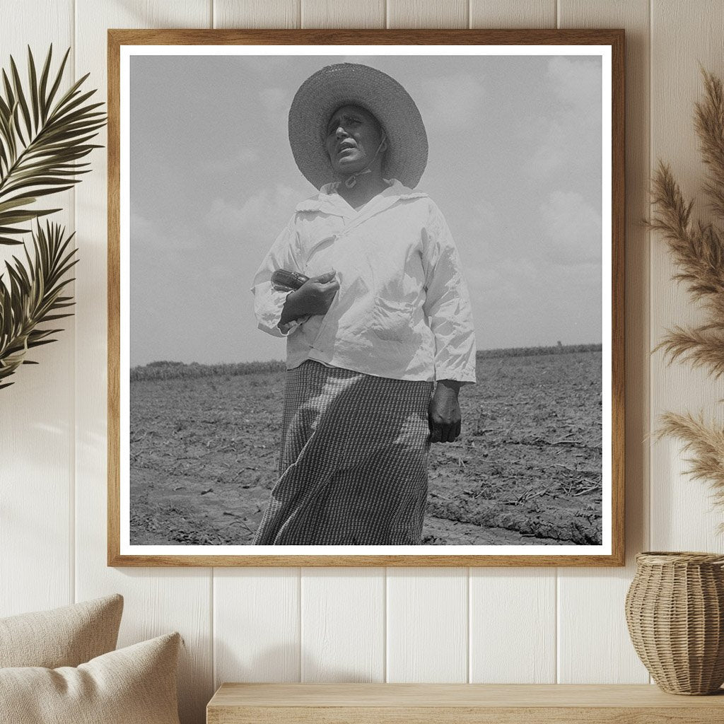 Mexican Sharecroppers Wife Bryan Texas June 1938 - Available at KNOWOL