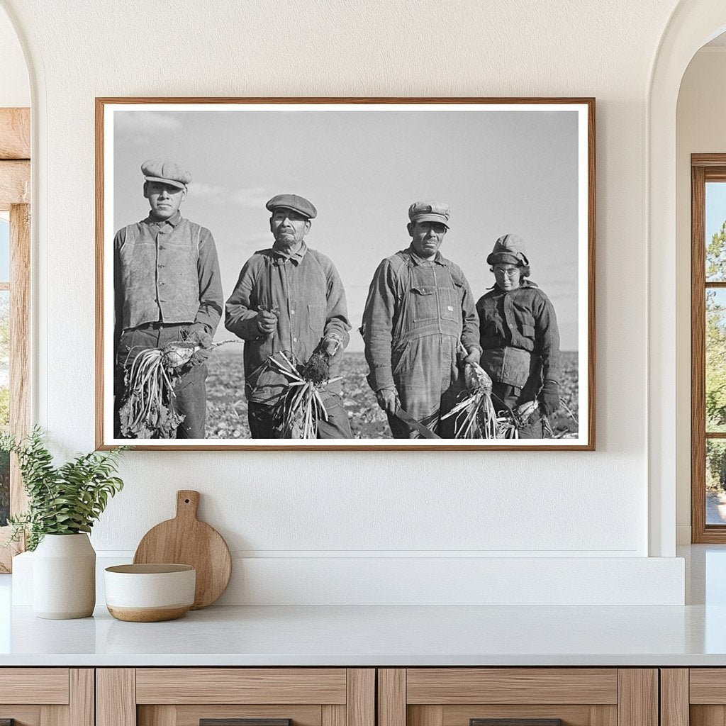 Mexican Sugar Beet Workers Family Minnesota 1937 - Available at KNOWOL