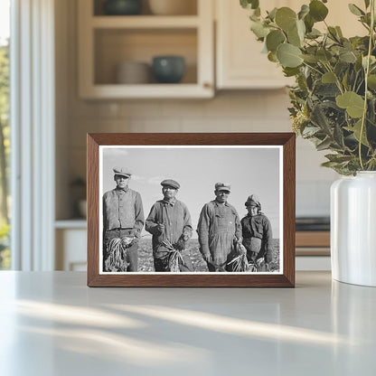 Mexican Sugar Beet Workers Family Minnesota 1937 - Available at KNOWOL