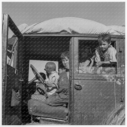 Migrant Children on California Highway March 1937 - Available at KNOWOL