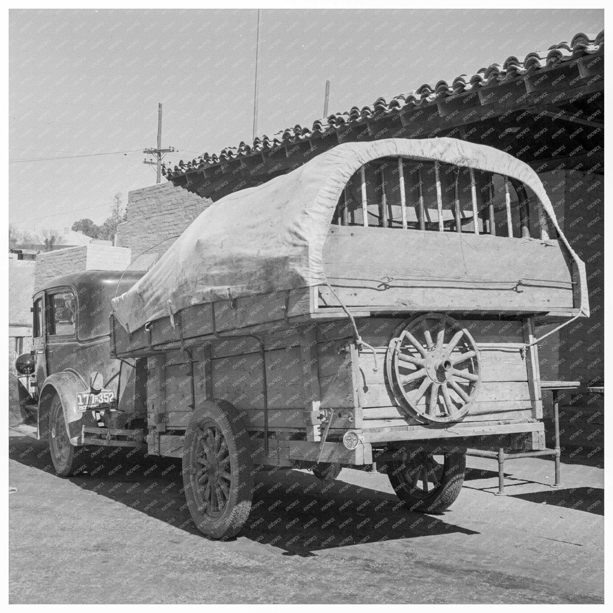 Migrant Family at California - Arizona State Line 1937 - Available at KNOWOL