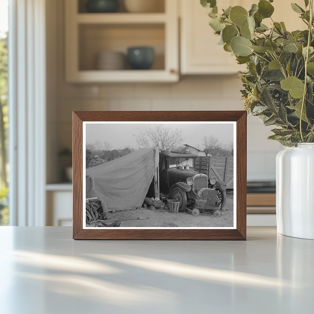 Migrant Family Car and Tent in Edinburg Texas 1939 - Available at KNOWOL