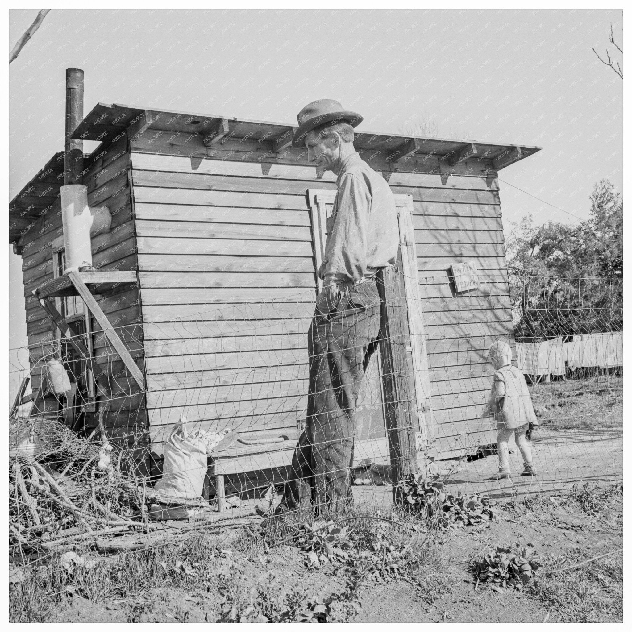 Migrant Family Living Conditions Madera County 1939 - Available at KNOWOL