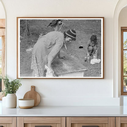 Migrant Family Moving Furniture Harlingen Texas 1939 - Available at KNOWOL