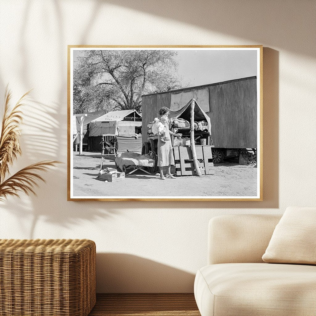 Migrant Mother at Kern Camp 1936 Vintage Photograph - Available at KNOWOL