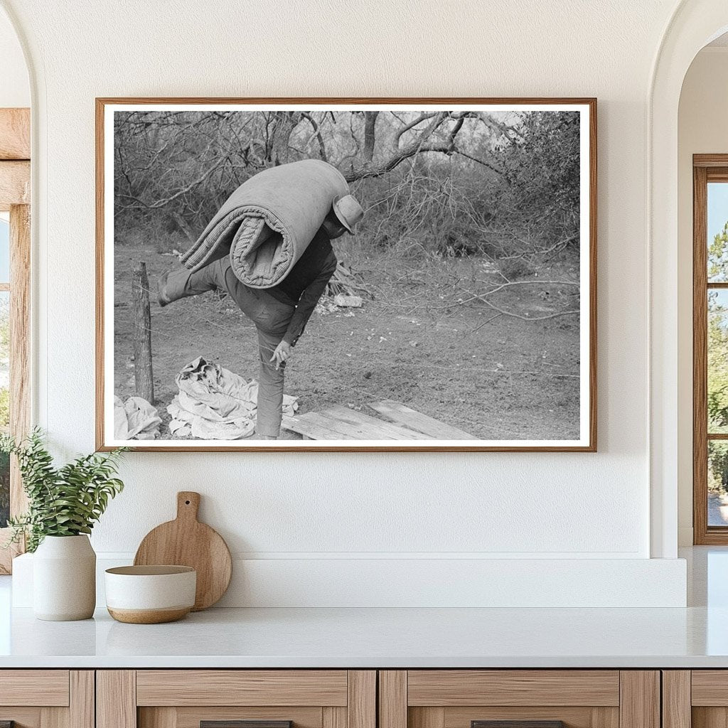 Migrant Worker Carrying Mattress in Harlingen Texas 1939 - Available at KNOWOL