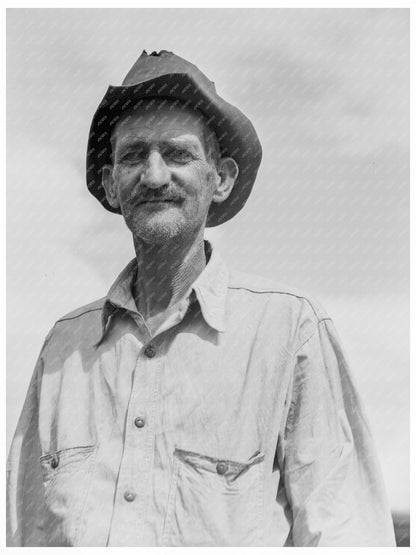 Migrant Worker on Relief in Imperial Valley California 1937 - Available at KNOWOL