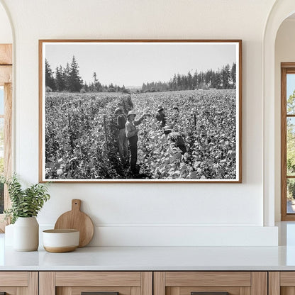 Migrant Workers Harvesting Beans Marion County Oregon 1939 - Available at KNOWOL