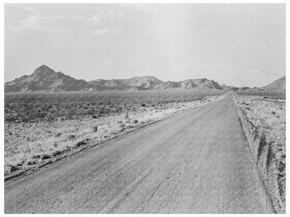 Migrants on U.S. Route 80 Southwest New Mexico 1938 - Available at KNOWOL