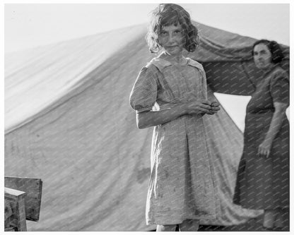 Migratory Child in Bean Pickers Camp Oregon 1939 - Available at KNOWOL