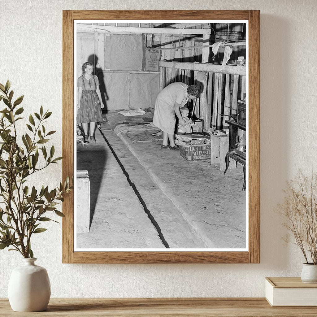 Migratory Cotton Pickers Living Conditions 1938 - Available at KNOWOL