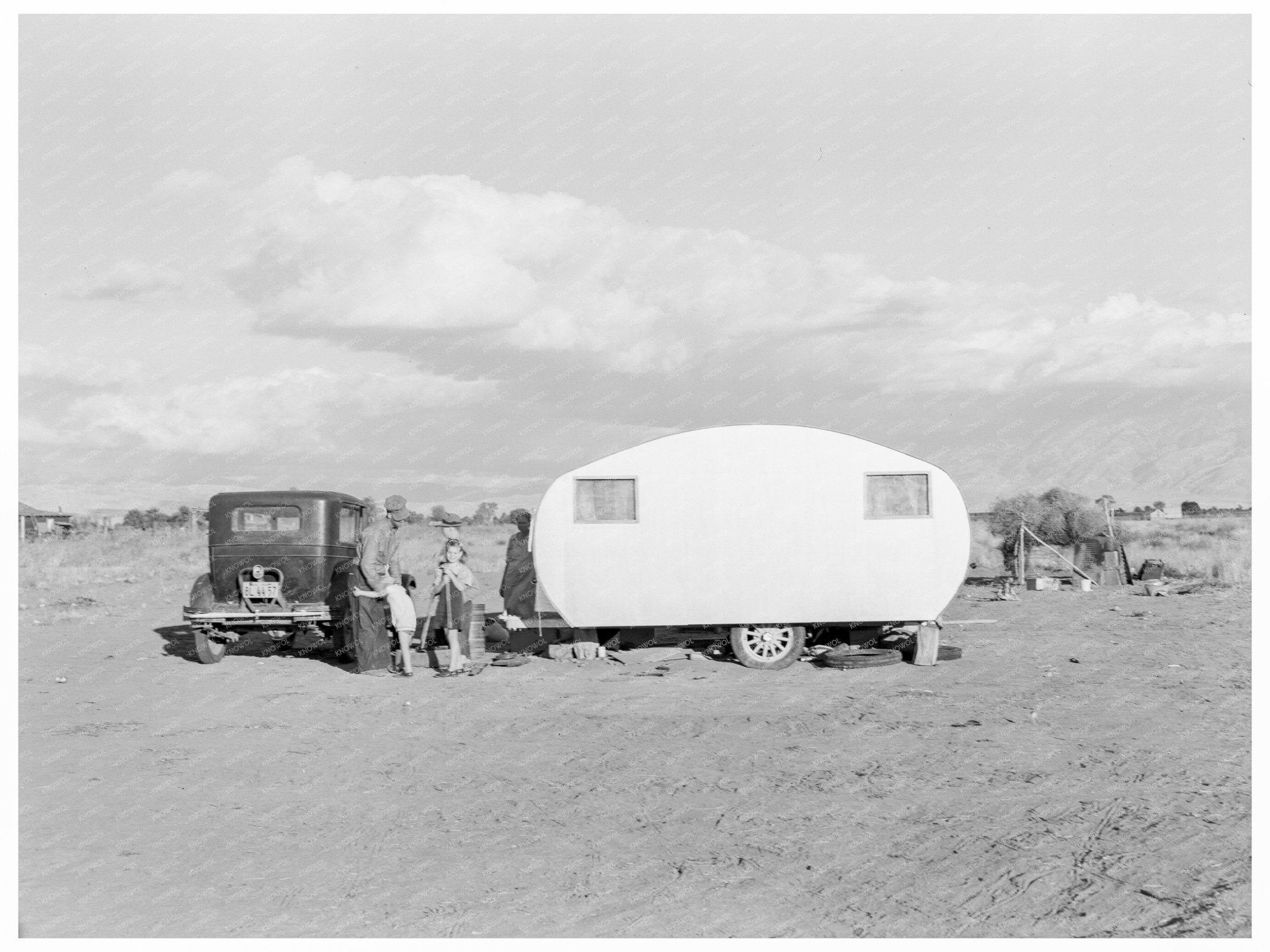 Migratory Family in California November 1938 - Available at KNOWOL