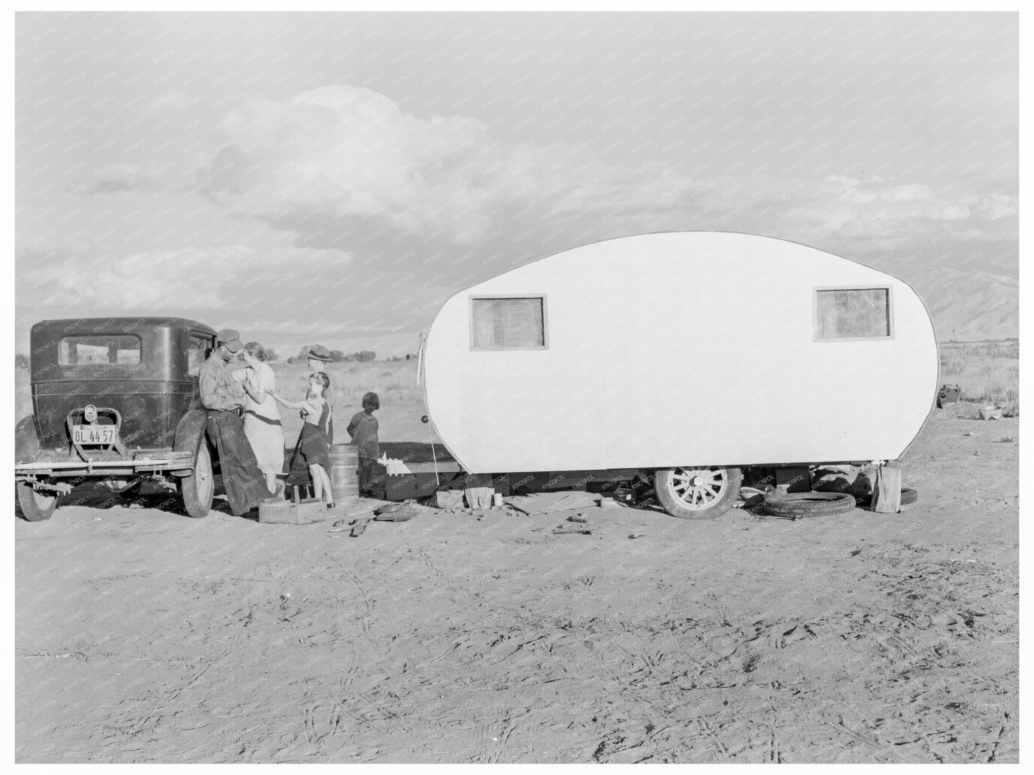 Migratory Family in California November 1938 - Available at KNOWOL