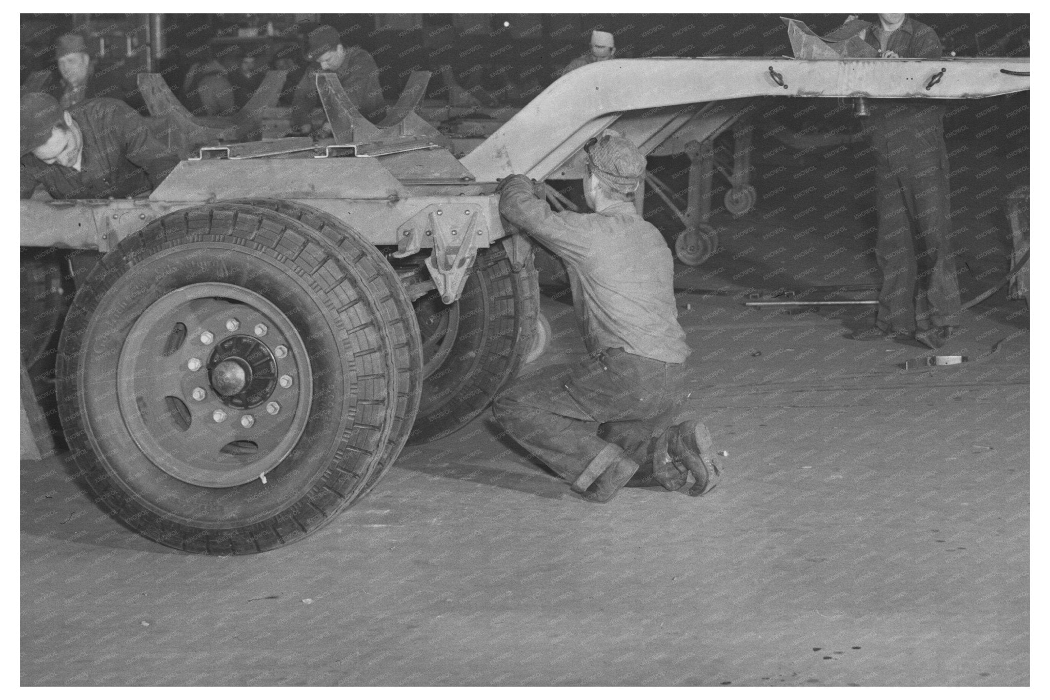 Milwaukee Workers Assemble Gasoline Tanks February 1943 - Available at KNOWOL