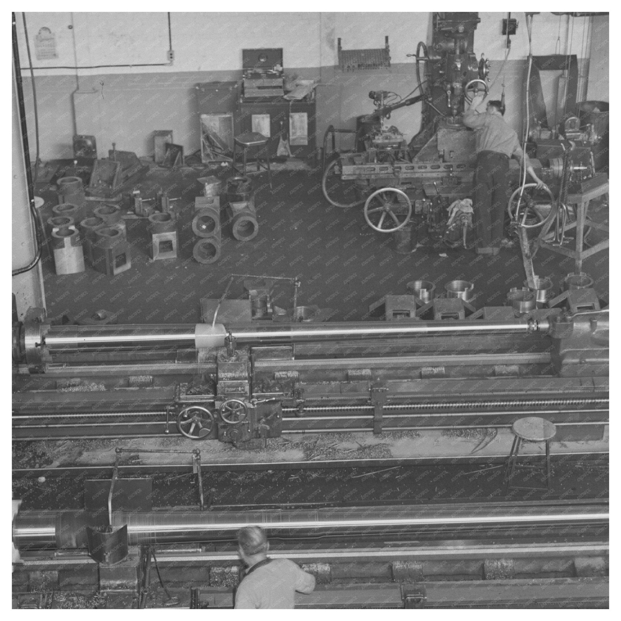 Milwaukee Workers Manufacturing M5 M7 Guns February 1943 - Available at KNOWOL