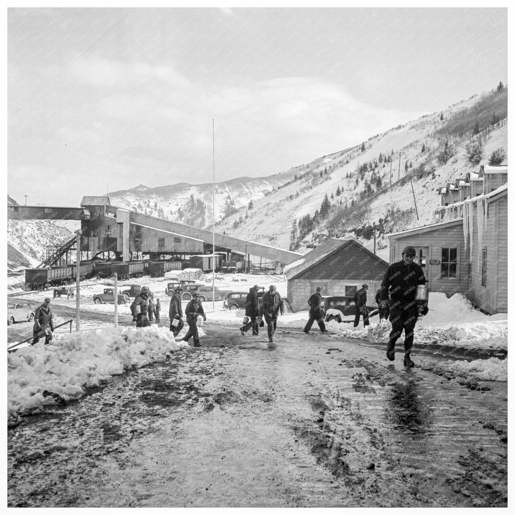 Miners Returning Home in Consumers Utah March 1936 - Available at KNOWOL