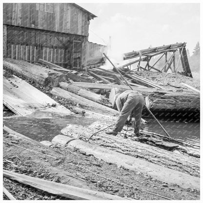 Monkey Steering Log Raft in Keno Oregon 1939 - Available at KNOWOL